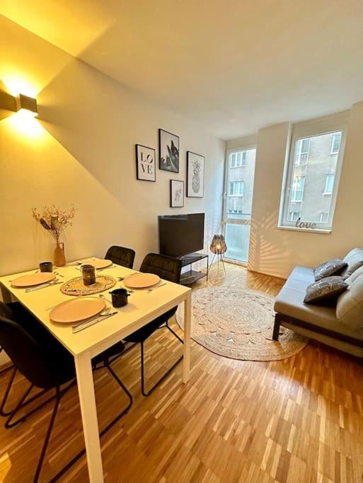 3-Room Vienna Centrale Suite Exterior foto